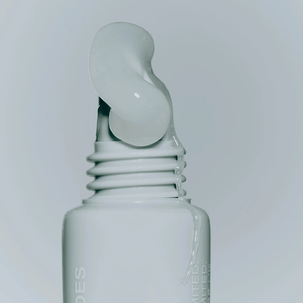 Peptide lip treatment - CARAMELIZED BANANA 10ml Fotografie de Produs Rhode cosmetica Hair Shop Chisinau - foto Moldova